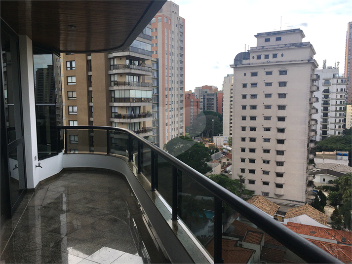 Foto REO460354