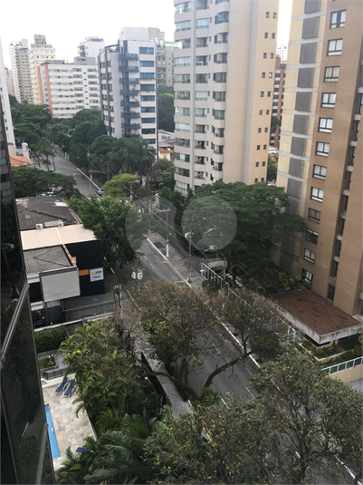 Foto REO460354