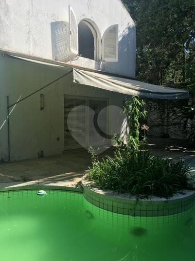 Foto REO46043