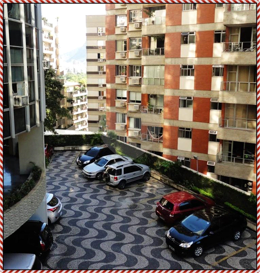 Foto REO460752