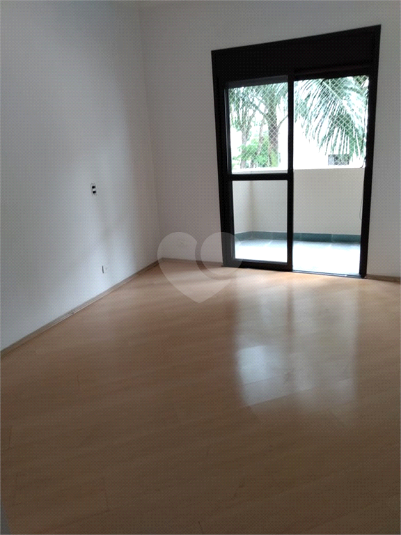 Venda Apartamento São Paulo Santana REO460936 23