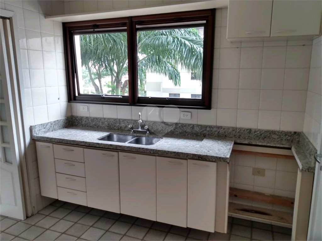 Venda Apartamento São Paulo Santana REO460936 18