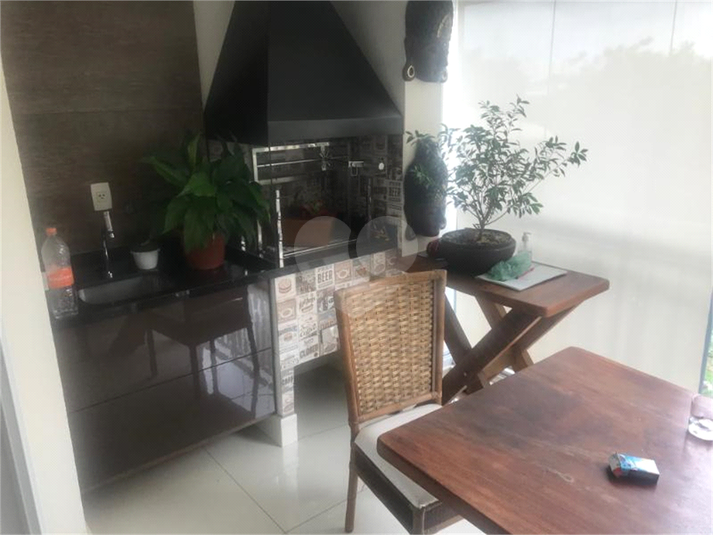 Foto REO461368