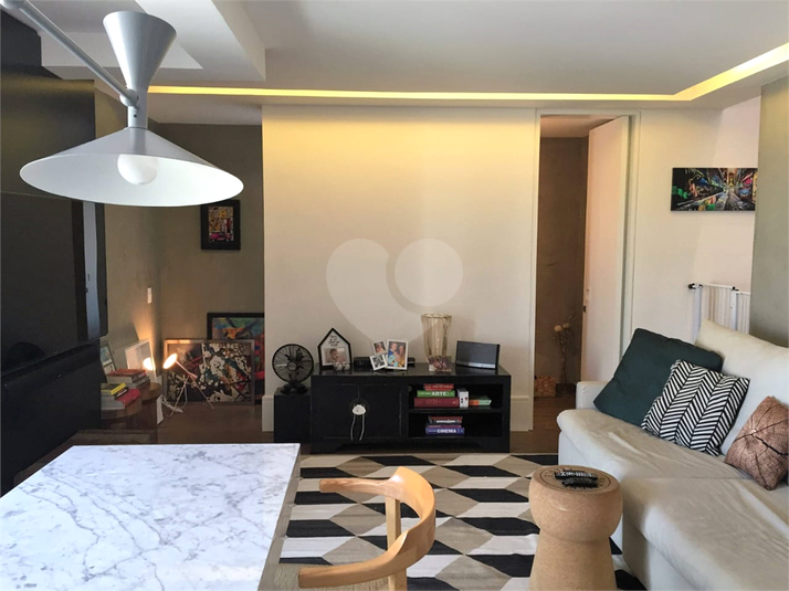Foto REO461505