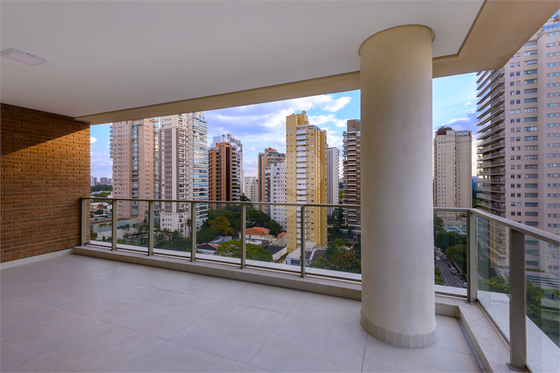 Foto REO461596