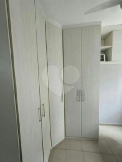 Foto REO461673