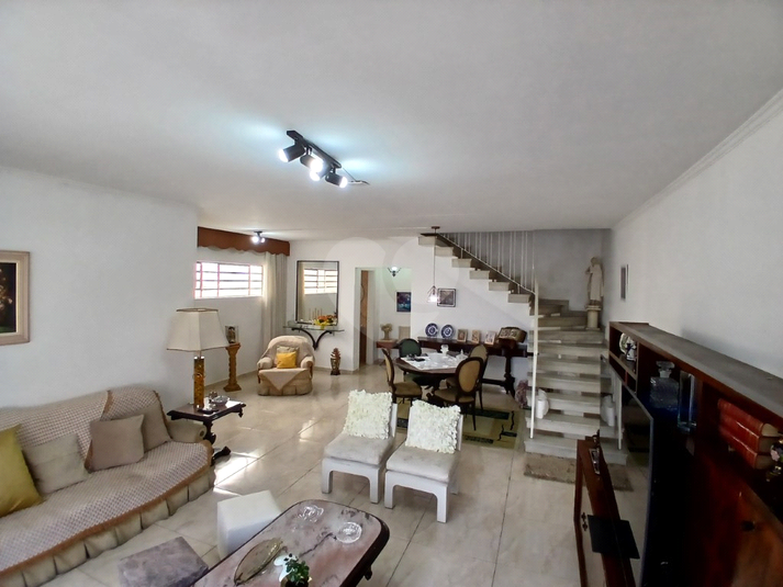 Foto REO463317