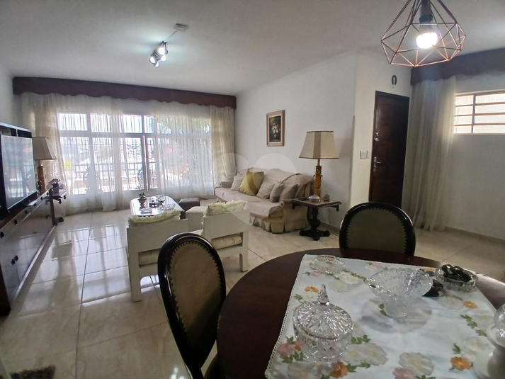 Foto REO463317