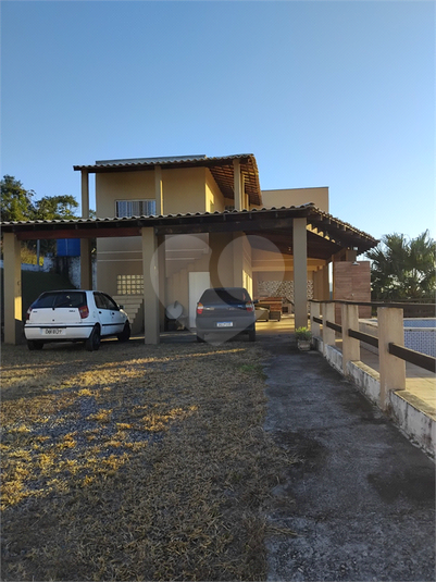 Foto REO469298