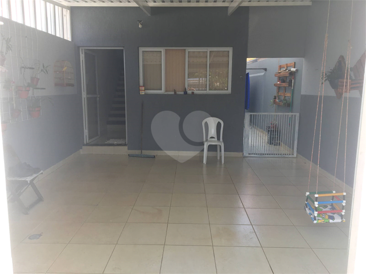 Foto REO470047