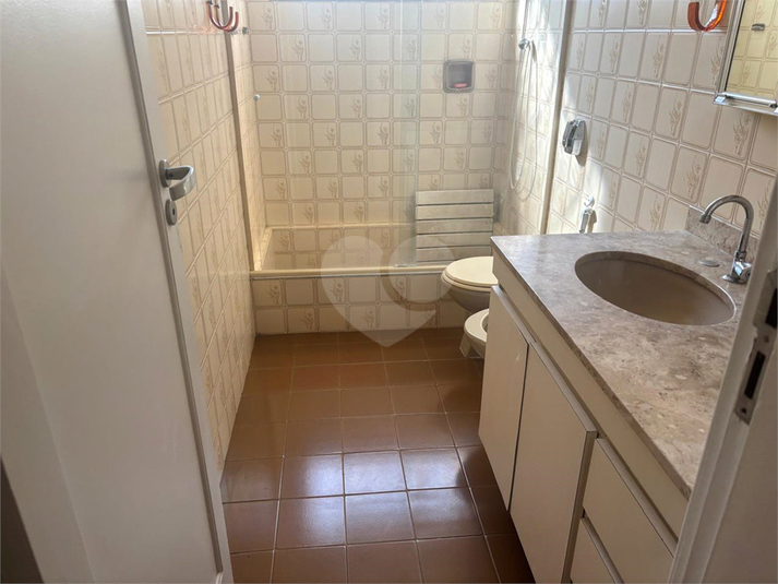 Foto REO47010