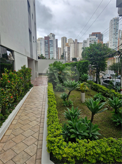Foto REO47059
