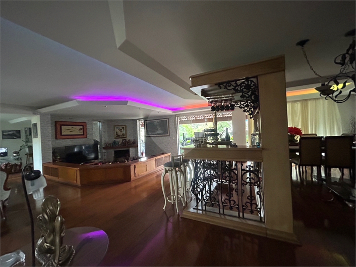 Foto REO47099