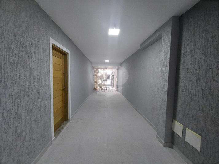 Foto REO471735