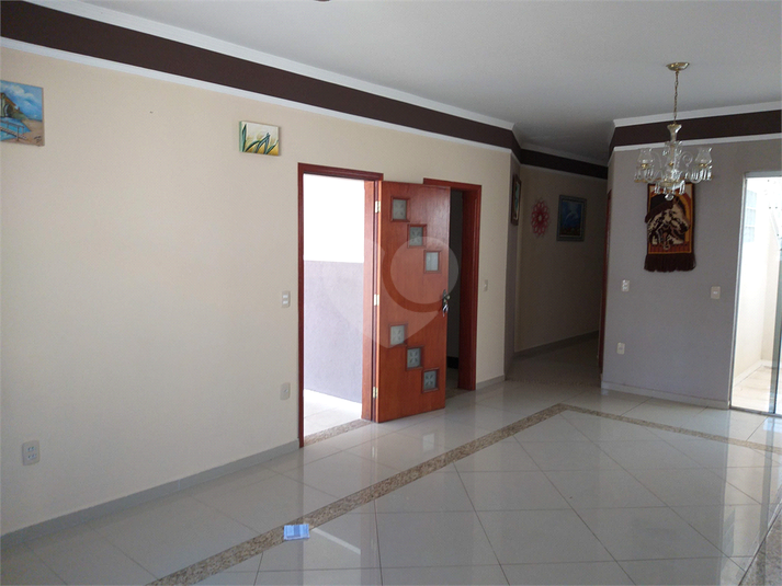 Foto REO472390