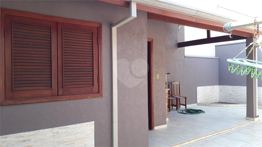 Foto REO472390