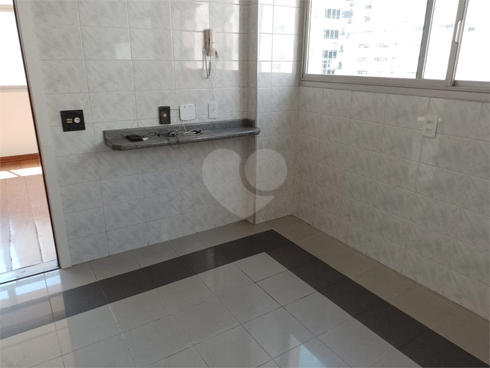 Venda Apartamento São Paulo Santa Cecília REO473546 14