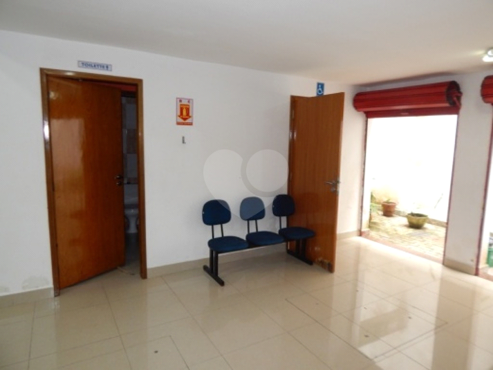 Salão Comercial, 44 m² para Alugar Vila Brás Cubas, Mogi Das Cruzes