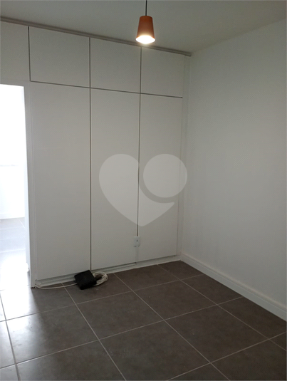 Venda Apartamento São Paulo Bela Vista REO476592 20