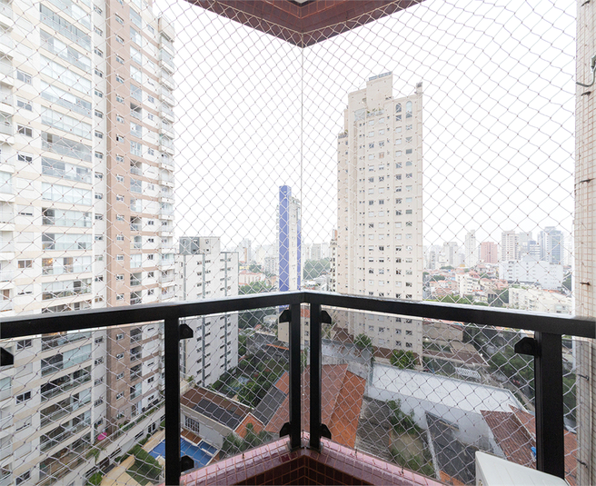 Foto REO479153