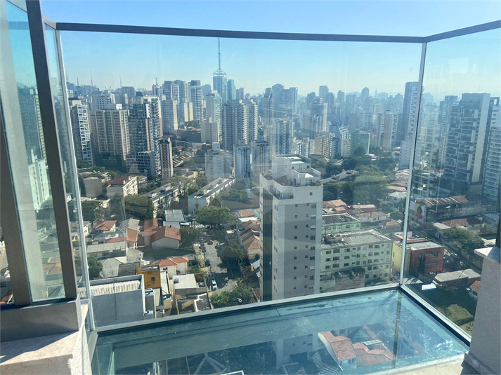Foto REO479336
