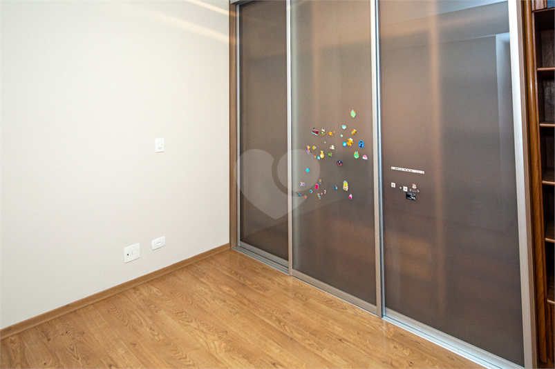 Foto REO481002