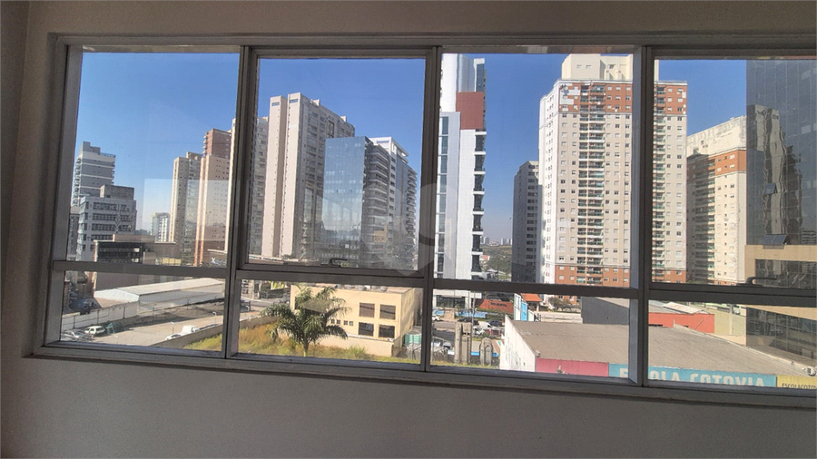 Foto REO481099