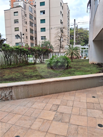 Foto REO481320
