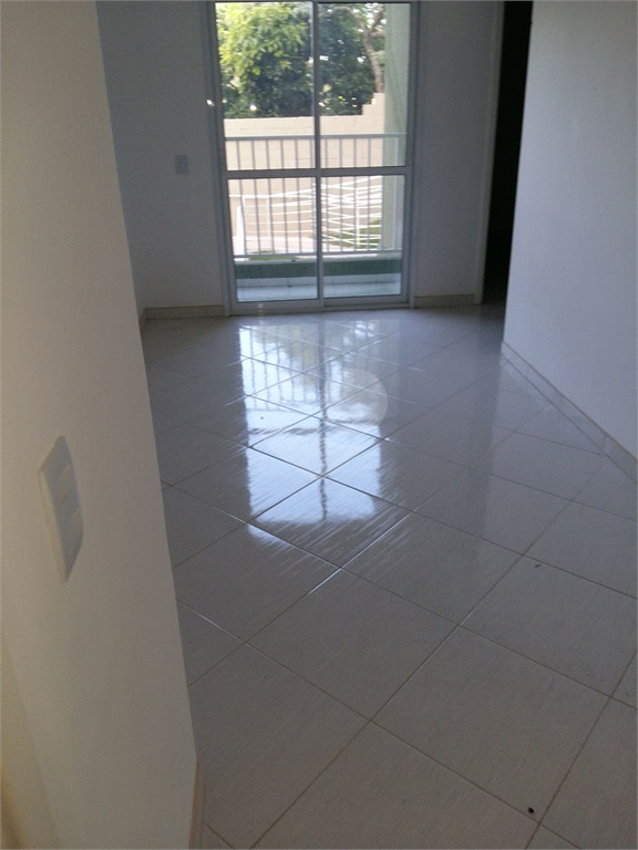 Venda Apartamento Vinhedo Santa Claudina REO481381 3