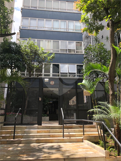 Foto REO481920