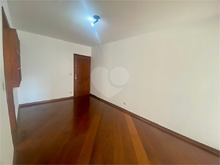 Foto REO482532