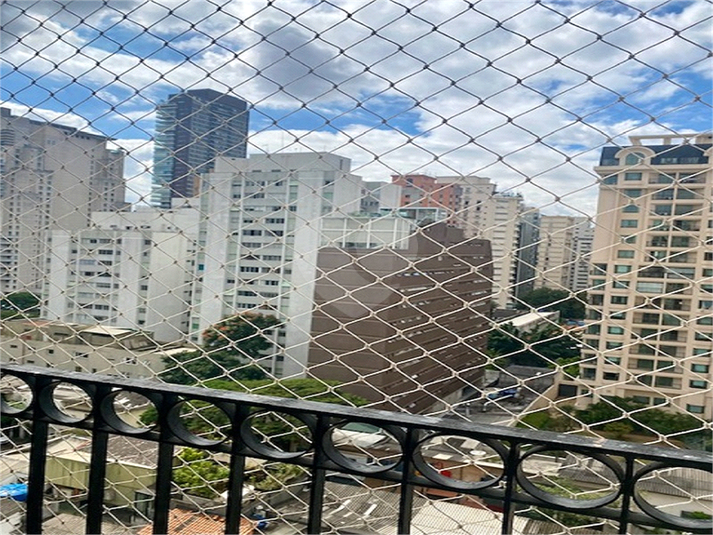 Foto REO482532