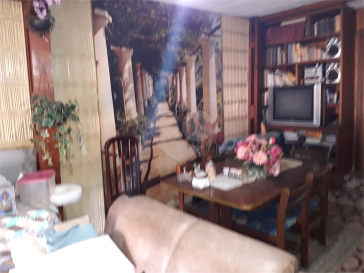 Foto REO482755