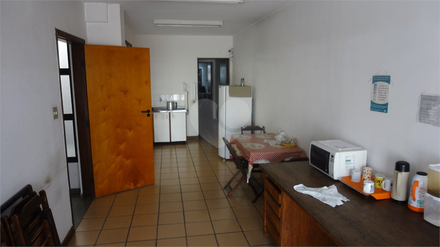 Venda Casa São Paulo Bela Vista REO483091 36