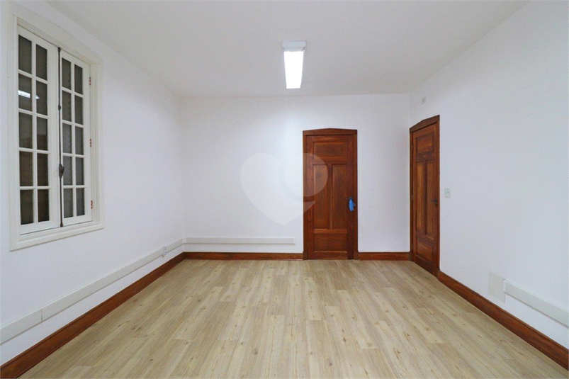 Foto REO483170