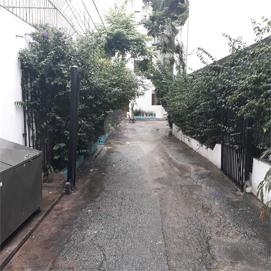 Foto REO483305