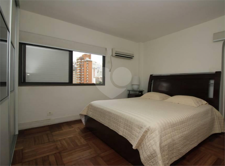 Foto REO483738