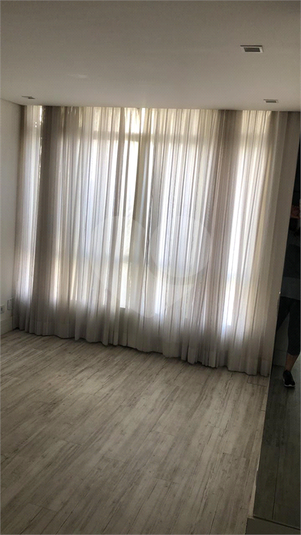 Foto REO484244