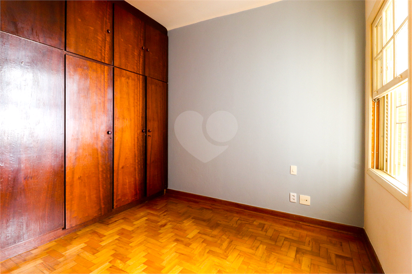 Foto REO486888