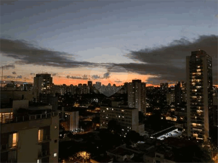 Foto REO489715