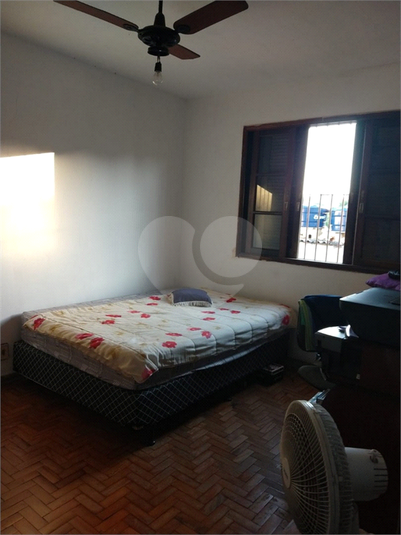 Foto REO489936