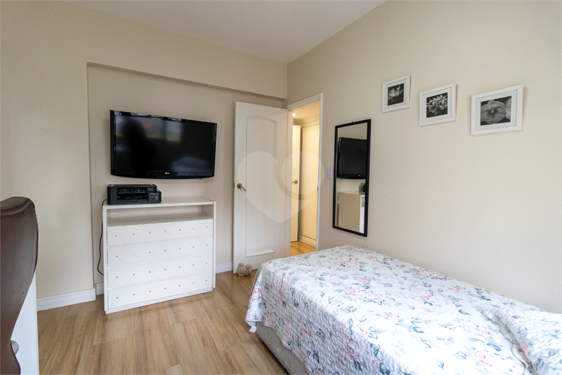 Foto REO4901