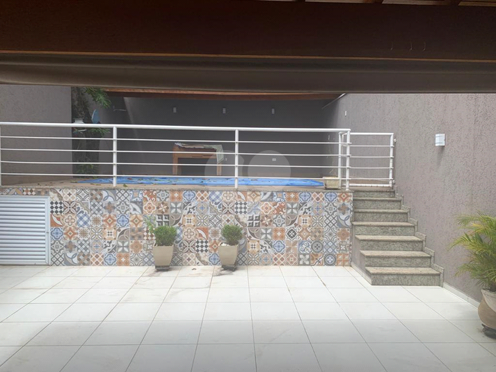 Foto REO490228