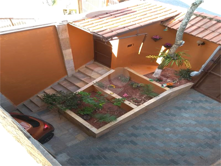 Foto REO490229