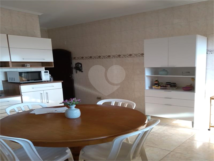 Foto REO490229