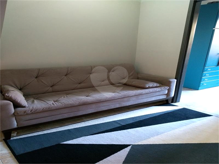 Foto REO490229