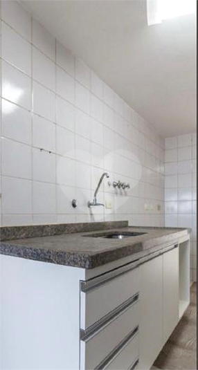 Foto REO490348