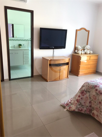Foto REO490429