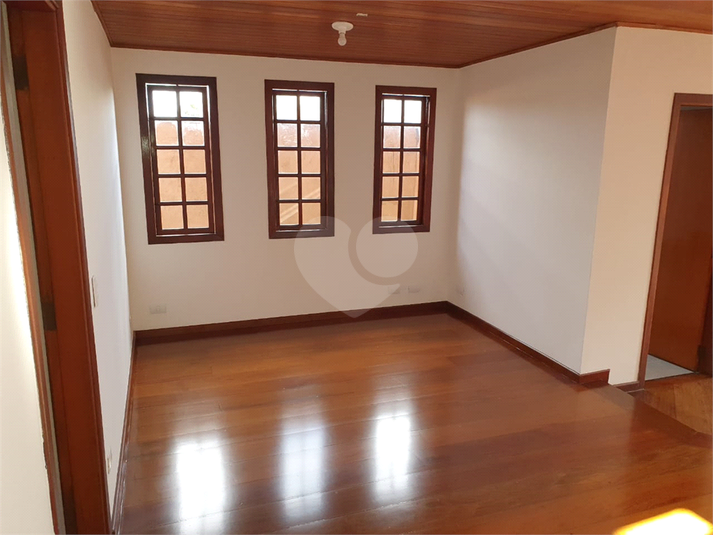 Foto REO490969