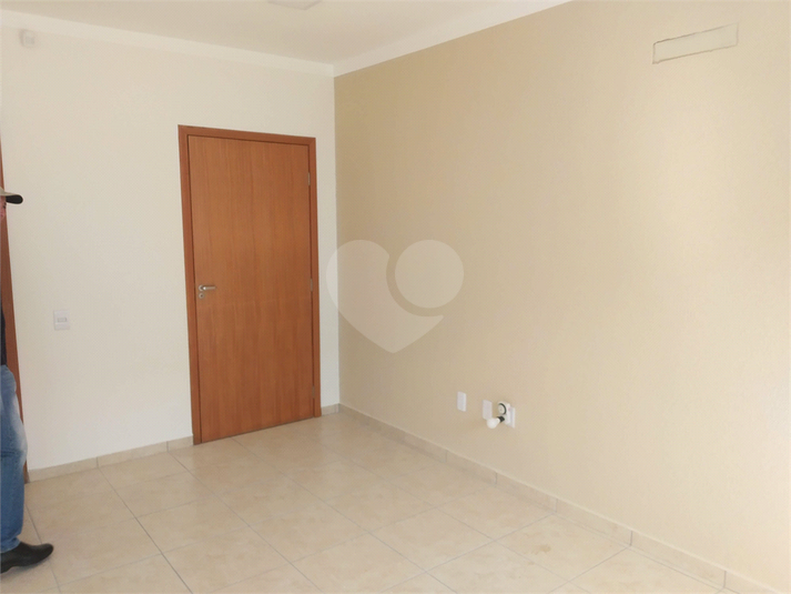 Foto REO492362